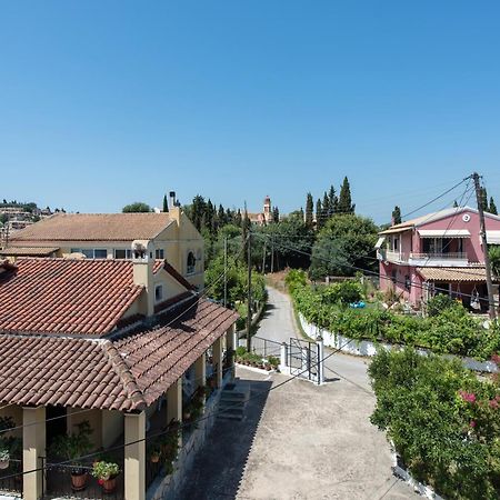 The Roof Family Apartment Alepou Exterior photo